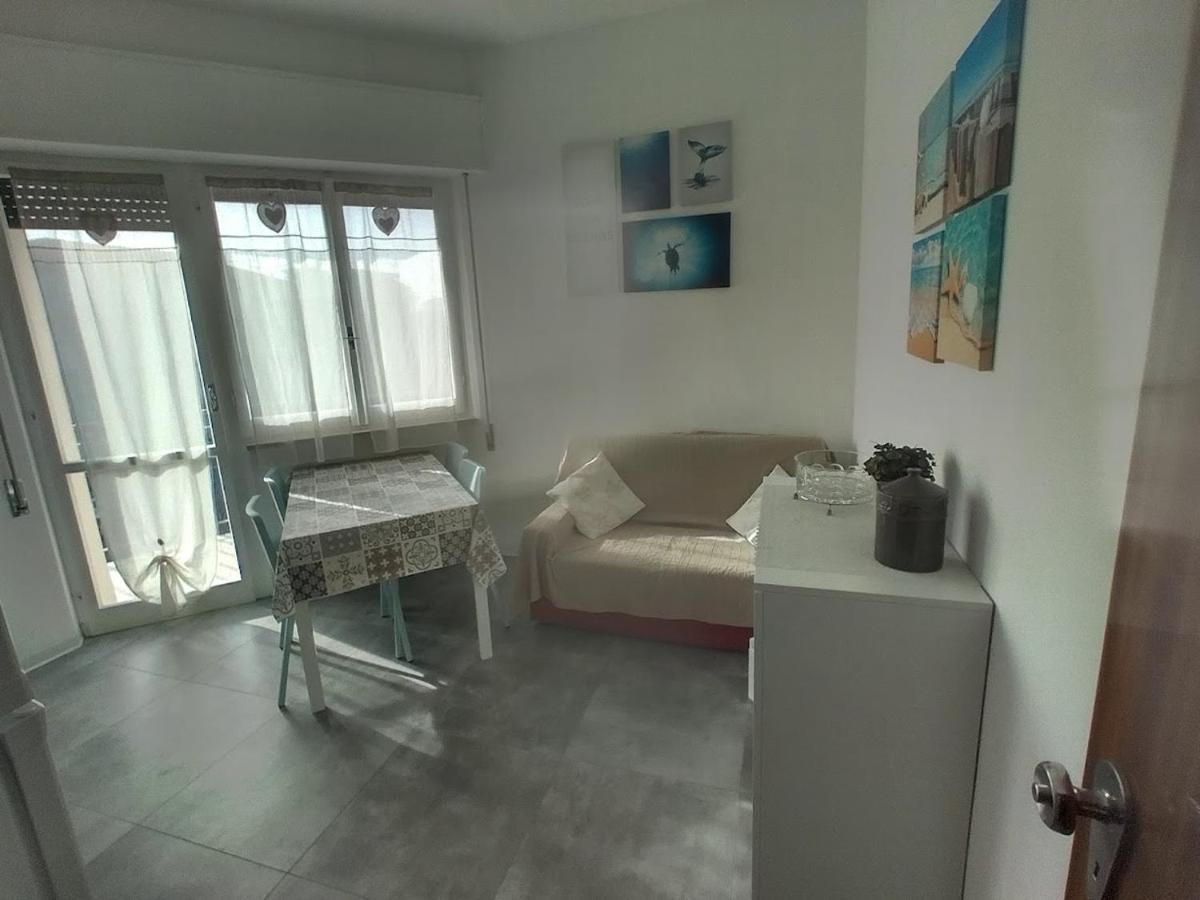 Vacanzemarecervia Appartamenti Terzo Piano Bagian luar foto